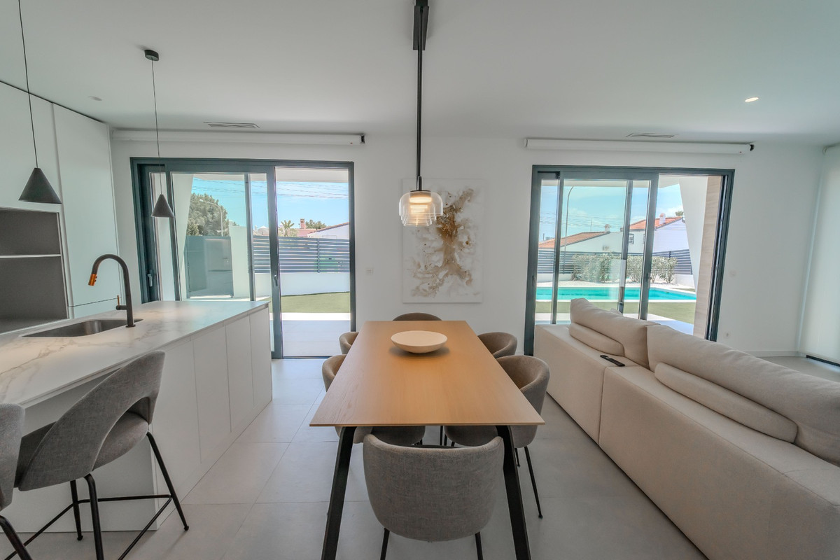 3 Bed Townhouse for sale in Ciudad Quesada Costa Blanca, Alicante, Spain
