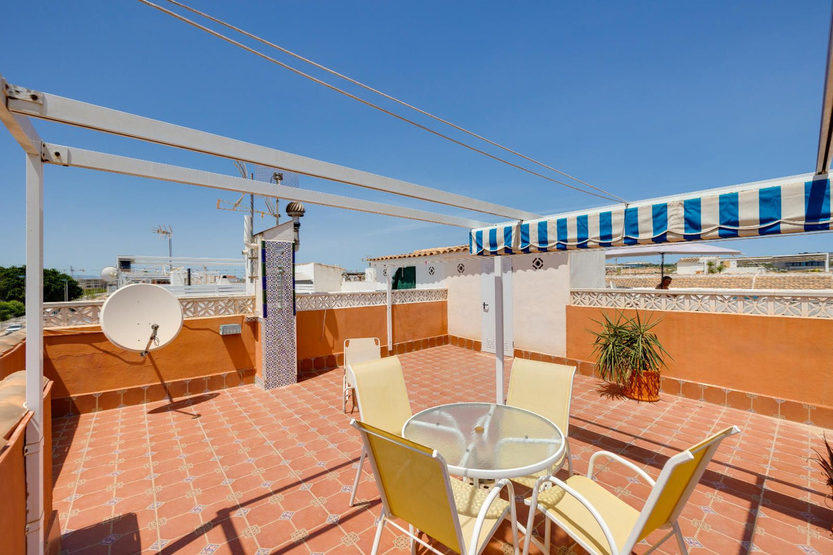 2 Bed Apartment for sale in Torrevieja Costa Blanca, Alicante, Spain