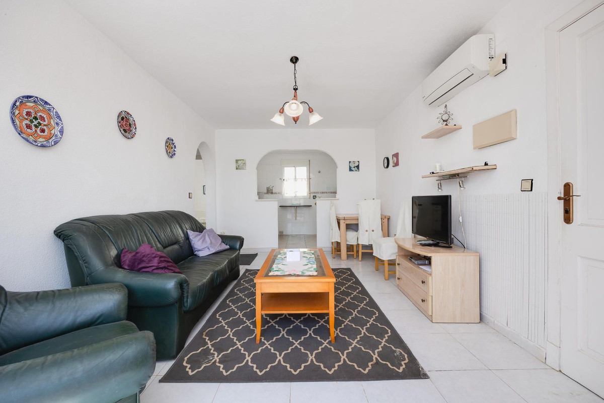 2 Bed Apartment for sale in Torrevieja Costa Blanca, Alicante, Spain