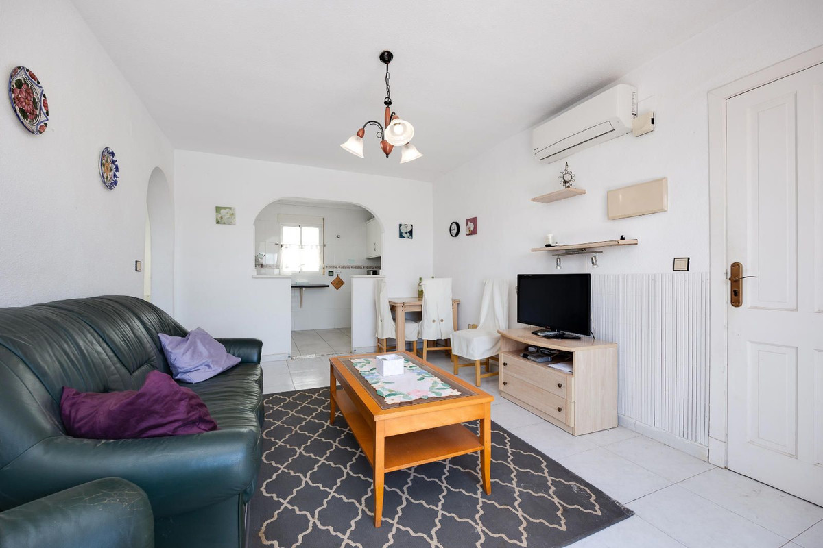 2 Bed Apartment for sale in Torrevieja Costa Blanca, Alicante, Spain
