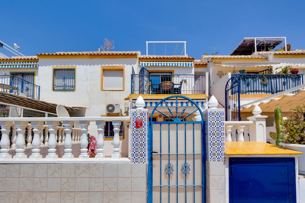 2 Bed Apartment for sale in Torrevieja Costa Blanca, Alicante, Spain