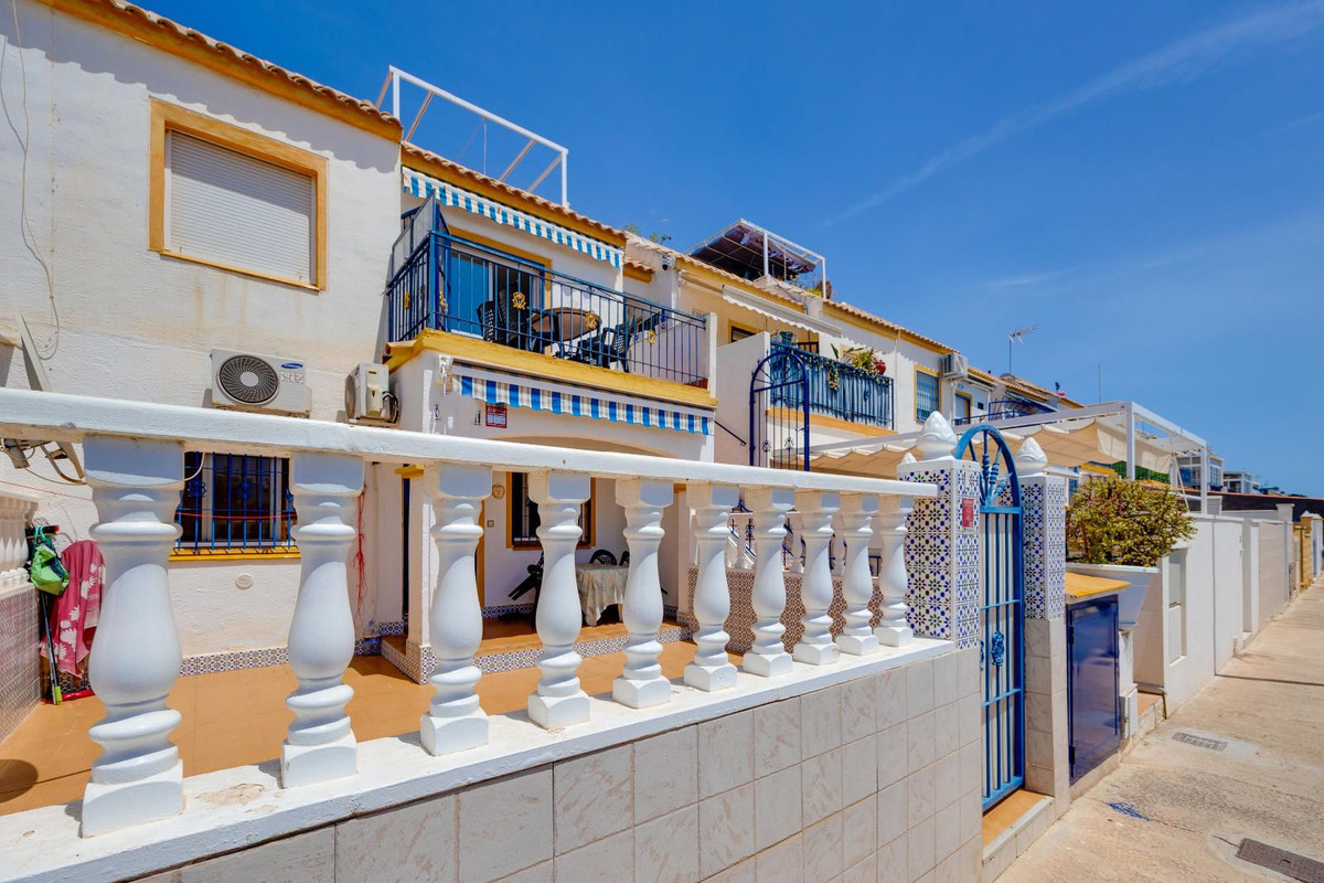 2 Bed Apartment for sale in Torrevieja Costa Blanca, Alicante, Spain
