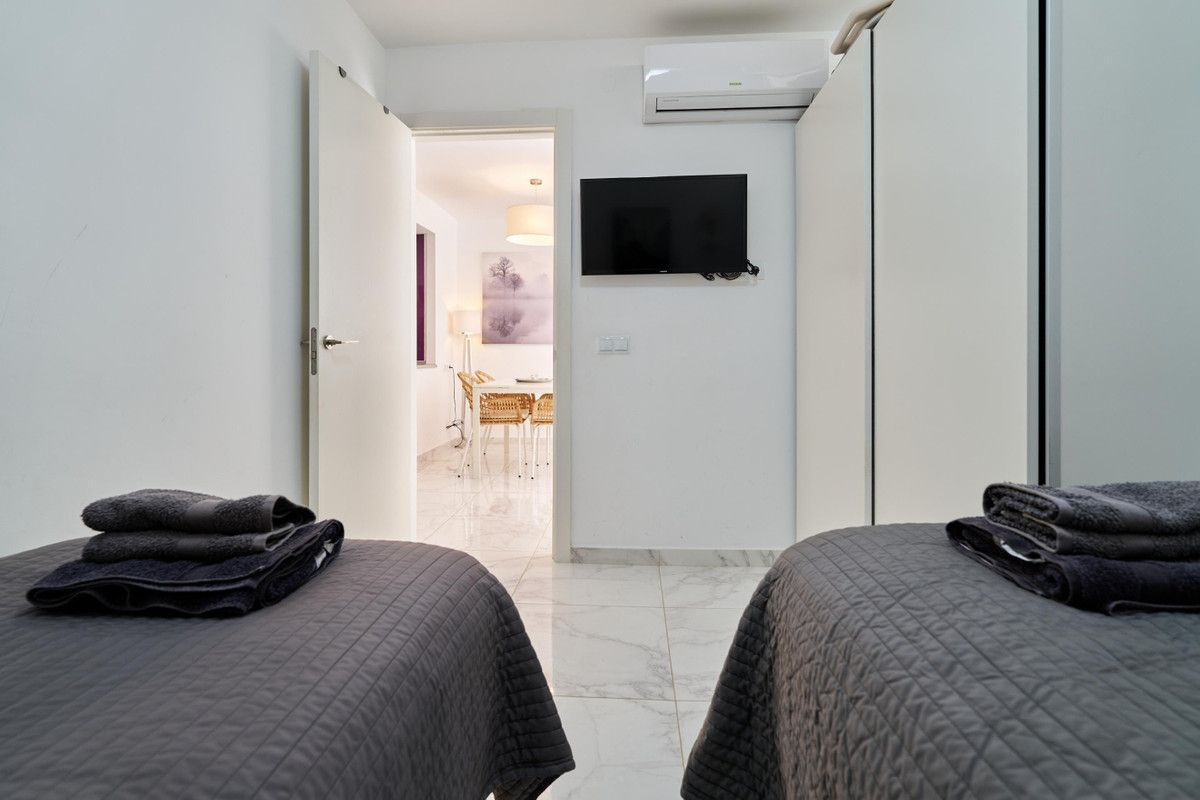 2 Bed Apartment for sale in Marbella Costa Del Sol, Málaga, Spain
