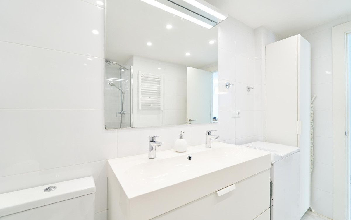 2 Bed Apartment for sale in Marbella Costa Del Sol, Málaga, Spain
