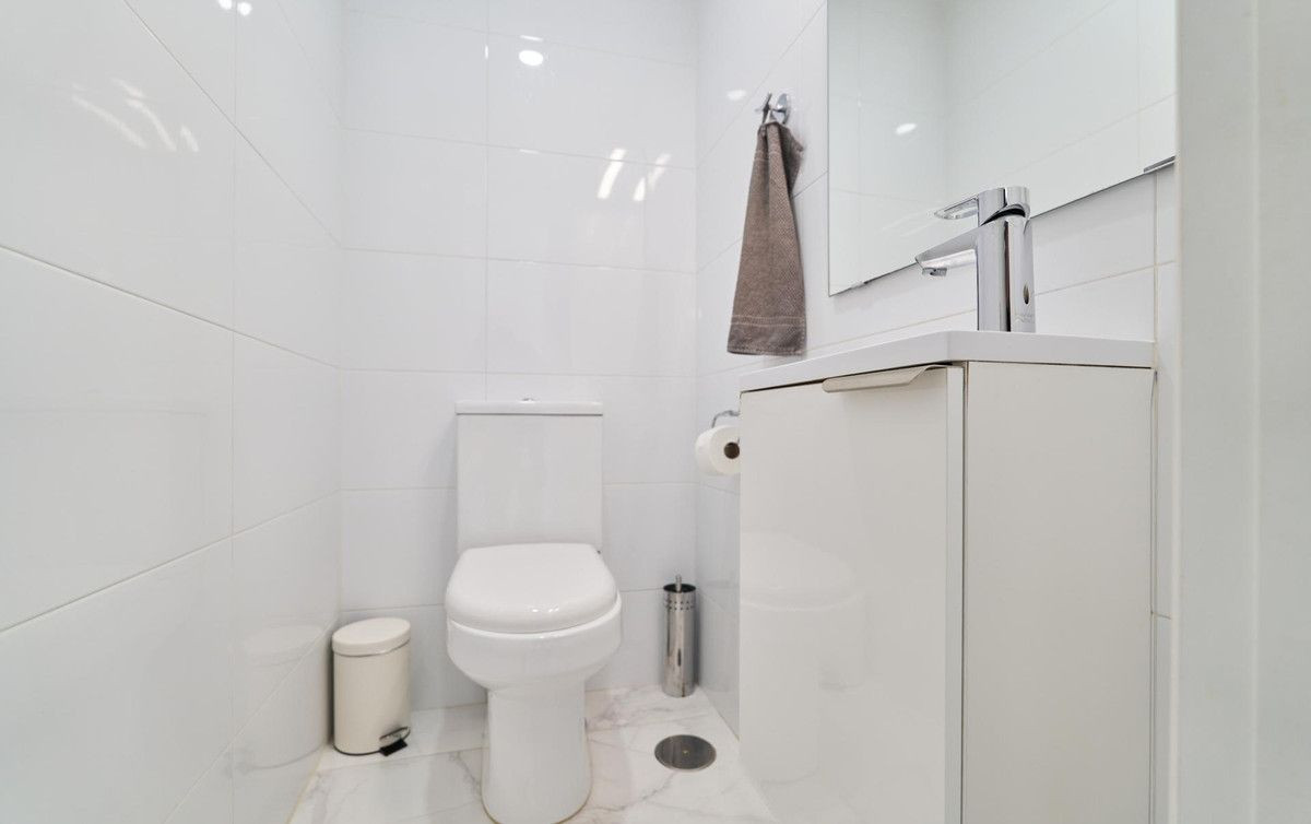 2 Bed Apartment for sale in Marbella Costa Del Sol, Málaga, Spain
