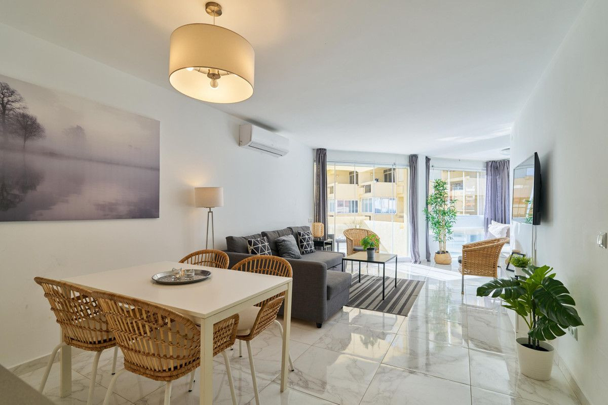 2 Bed Apartment for sale in Marbella Costa Del Sol, Málaga, Spain