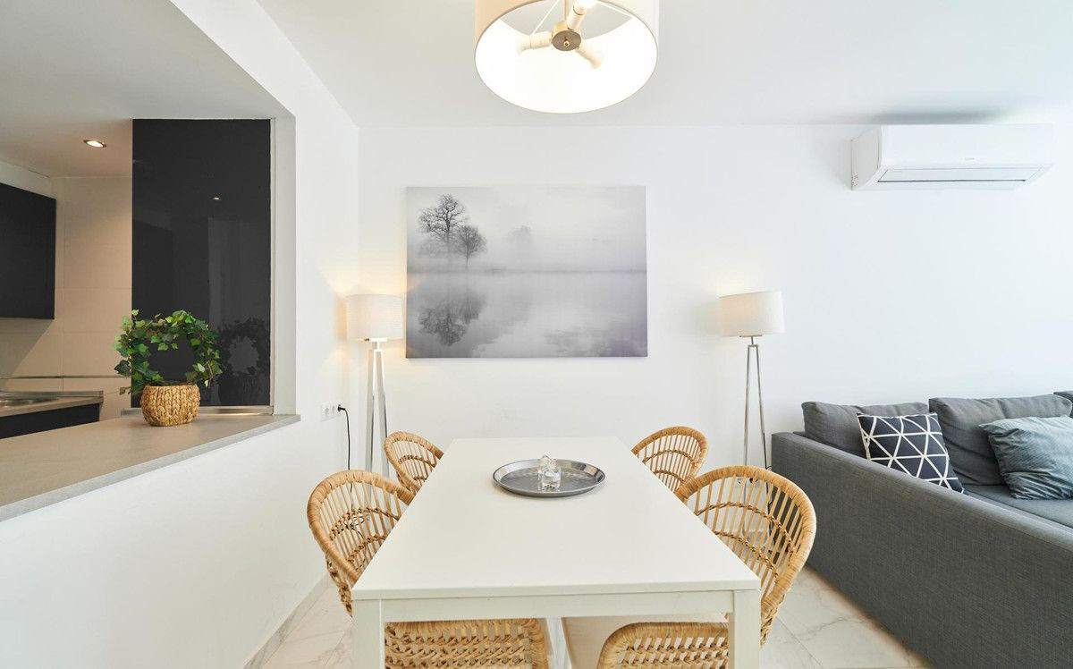 2 Bed Apartment for sale in Marbella Costa Del Sol, Málaga, Spain
