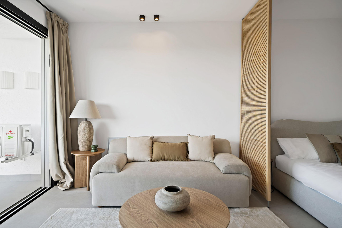 Apartment for sale in Marbella Costa Del Sol, Málaga, Spain