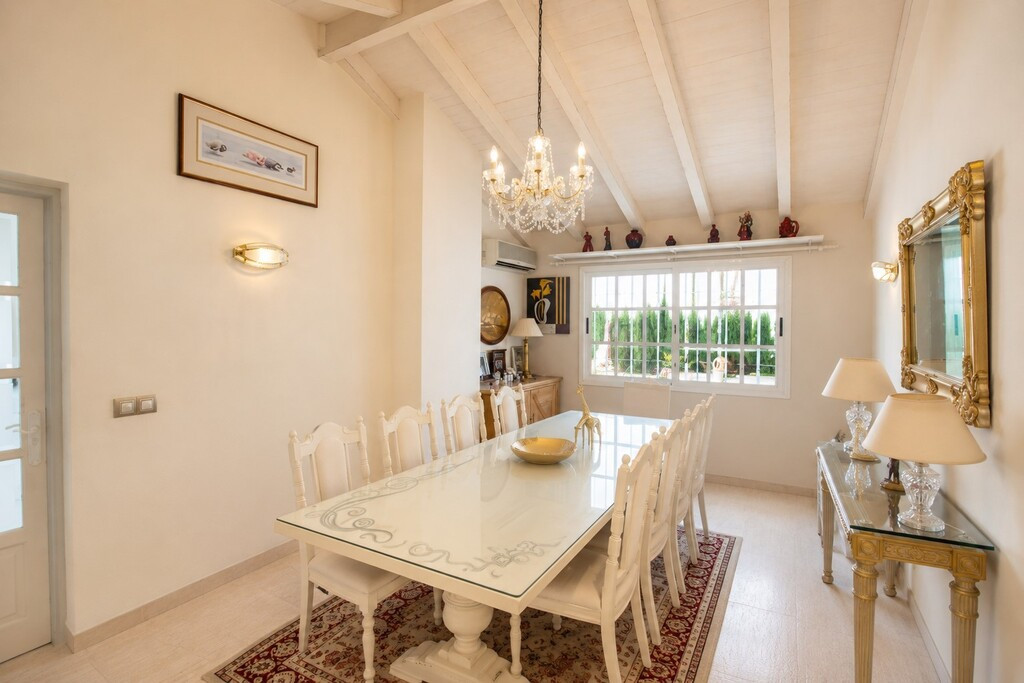 4 Bed Townhouse for sale in Atalaya Costa Del Sol, Málaga, Spain