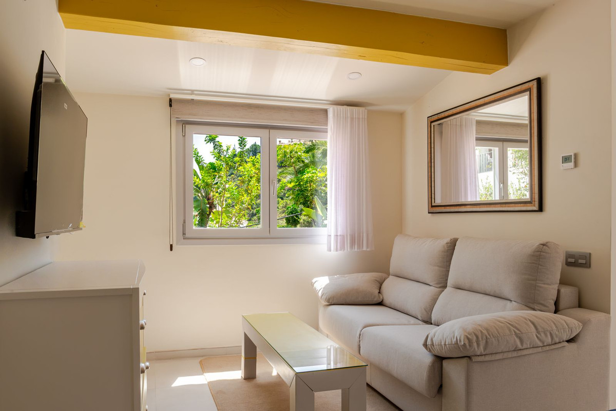 5 Bed Townhouse for sale in El Madroñal Costa Del Sol, Málaga, Spain
