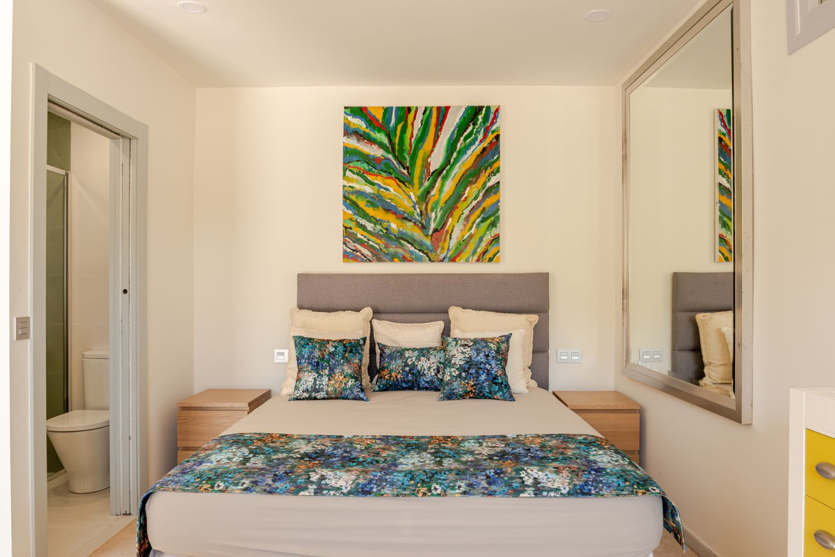 5 Bed Townhouse for sale in El Madroñal Costa Del Sol, Málaga, Spain
