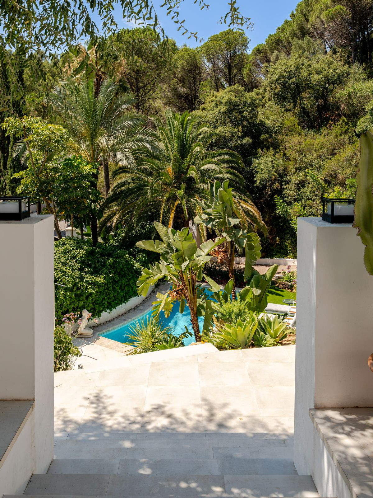 5 Bed Townhouse for sale in El Madroñal Costa Del Sol, Málaga, Spain