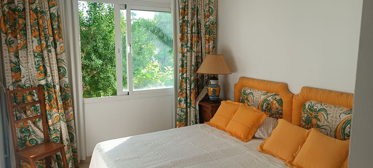 3 Bed Apartment for sale in Estepona Costa Del Sol, Málaga, Spain