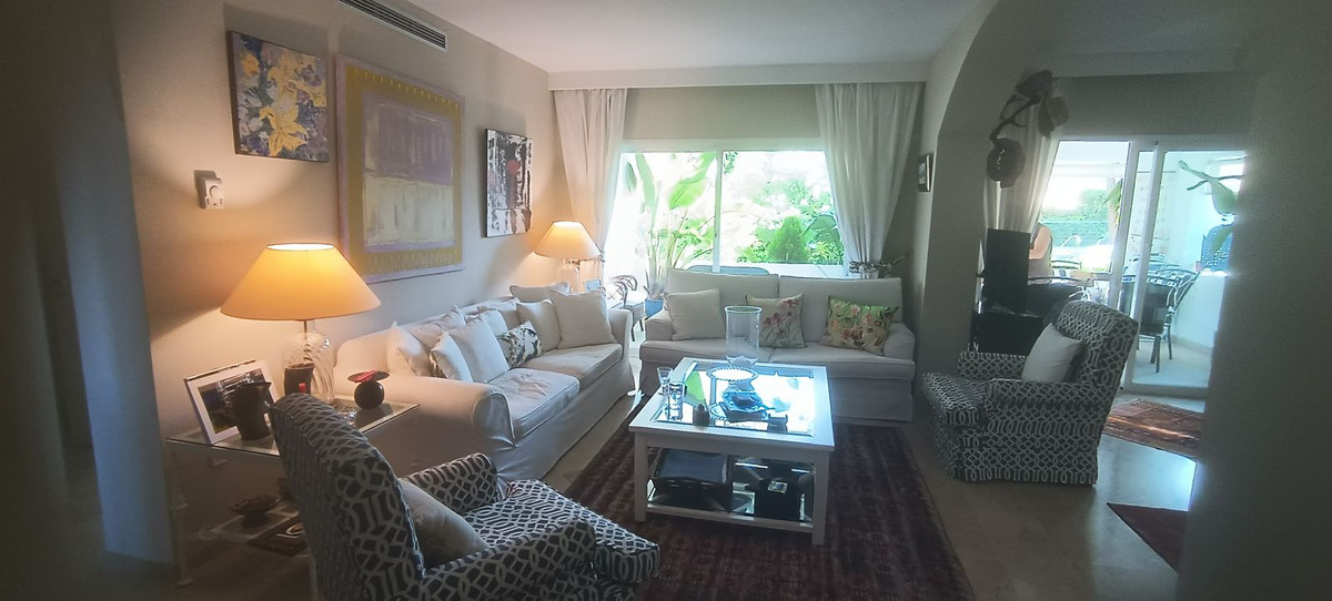 3 Bed Apartment for sale in Estepona Costa Del Sol, Málaga, Spain