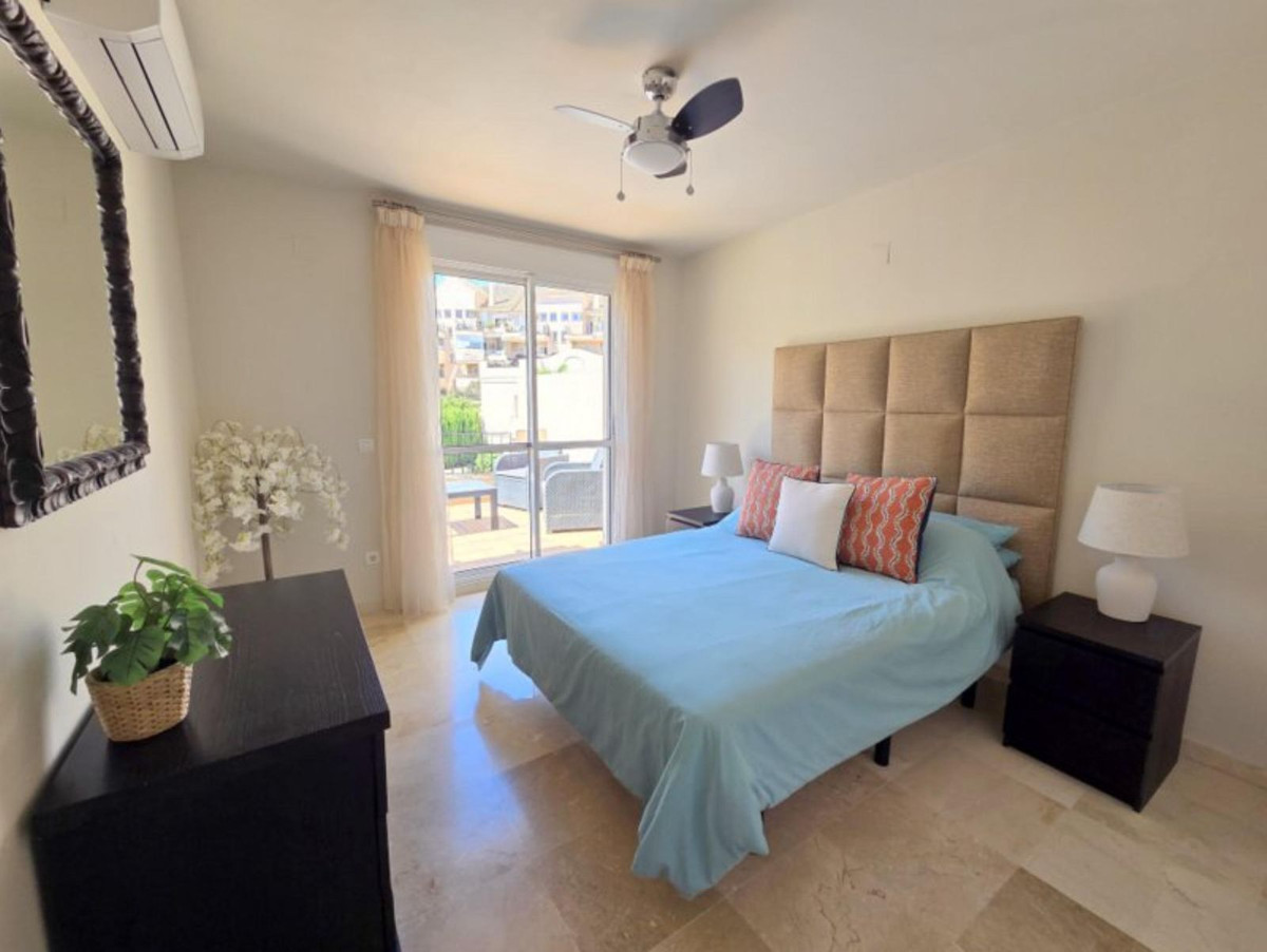 3 Bed Apartment for sale in La Duquesa Costa Del Sol, Málaga, Spain