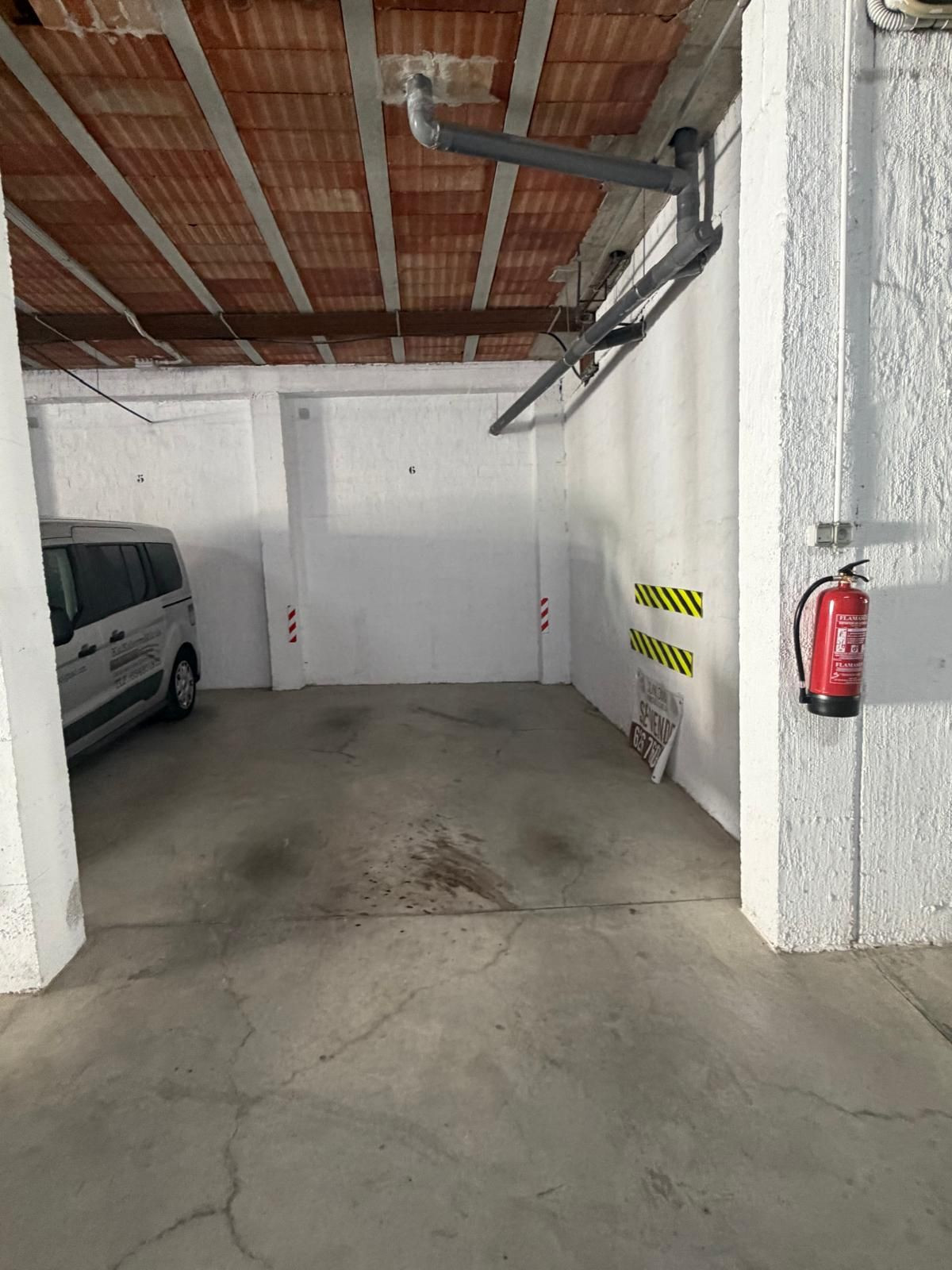 Se vende Aparcamiento  en Costa Del Sol, Málaga, España
