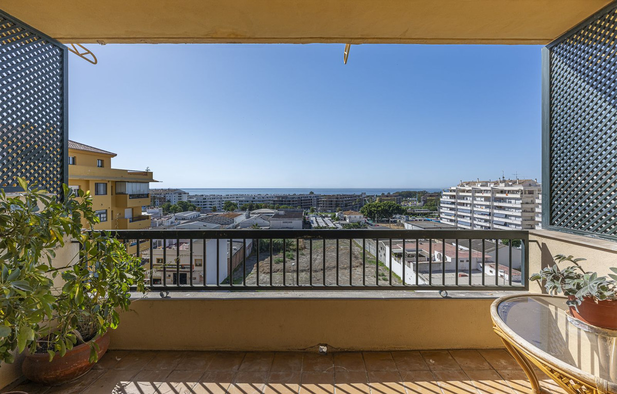 3 Bed Apartment for sale in San Pedro De Alcántara Costa Del Sol, Málaga, Spain