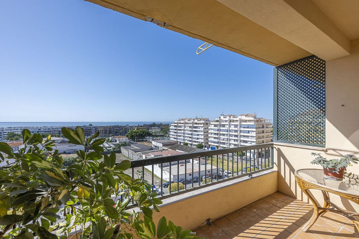 3 Bed Apartment for sale in San Pedro De Alcántara Costa Del Sol, Málaga, Spain