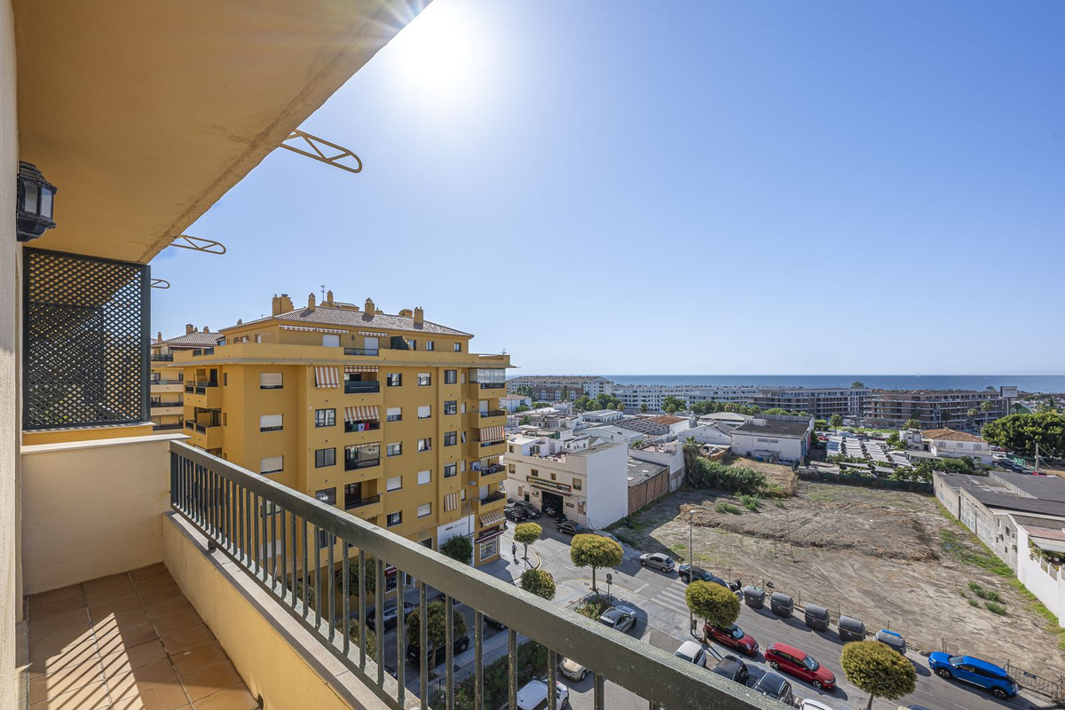 3 Bed Apartment for sale in San Pedro De Alcántara Costa Del Sol, Málaga, Spain
