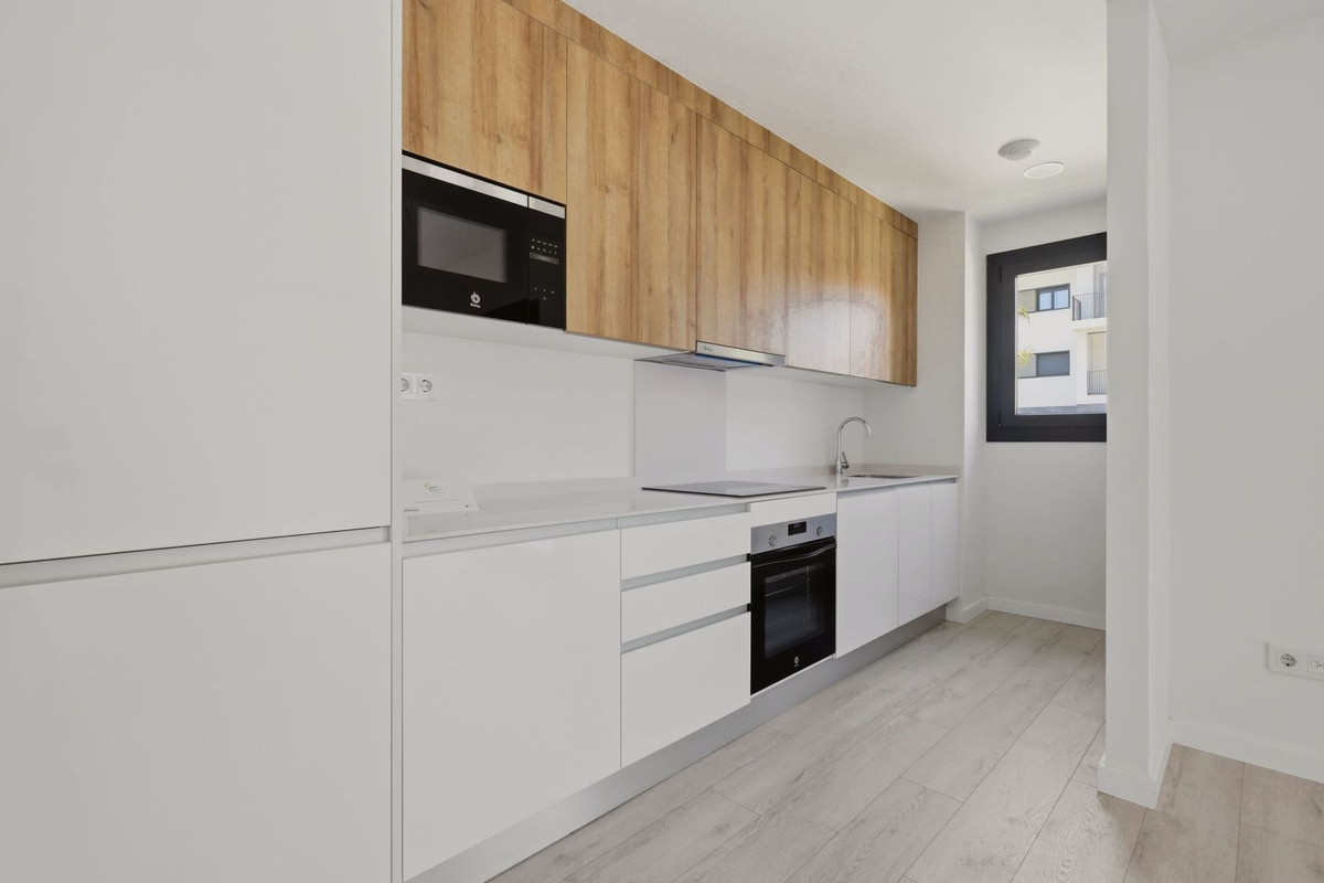 3 Bed Apartment for sale in Estepona Costa Del Sol, Málaga, Spain