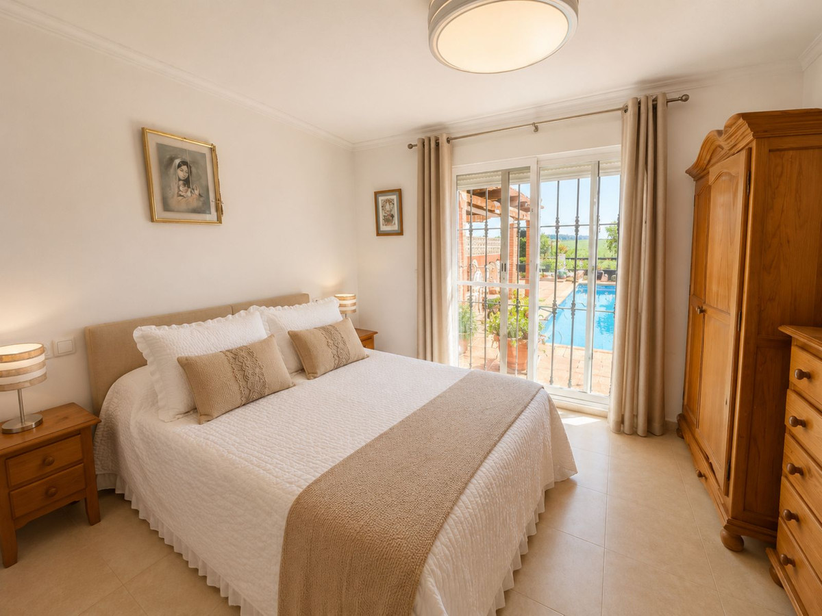 2 Bed Townhouse for sale in Manilva Costa Del Sol, Málaga, Spain