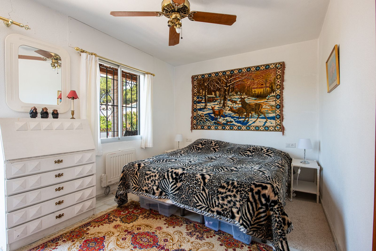 3 Bed Townhouse for sale in Nueva Andalucía Costa Del Sol, Málaga, Spain