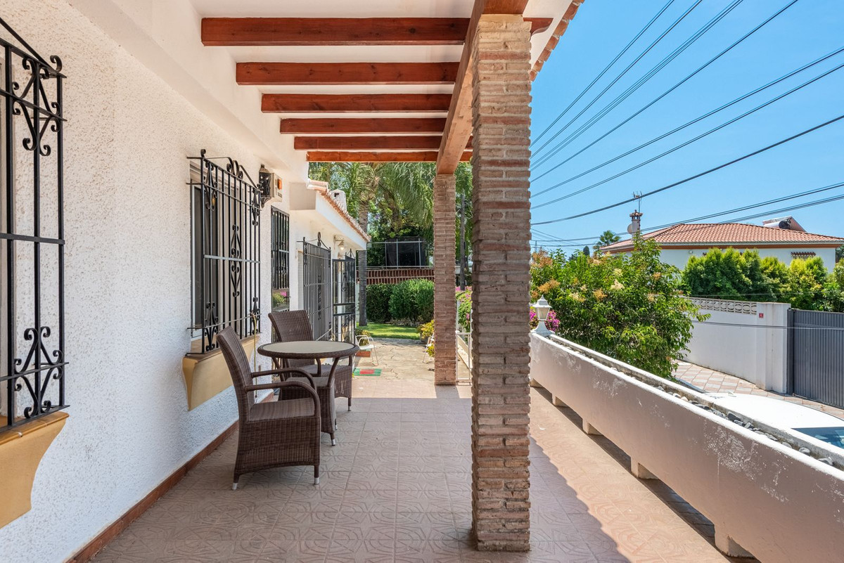 3 Bed Townhouse for sale in Nueva Andalucía Costa Del Sol, Málaga, Spain