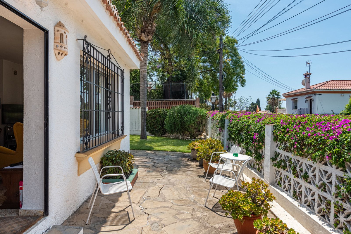 3 Bed Townhouse for sale in Nueva Andalucía Costa Del Sol, Málaga, Spain