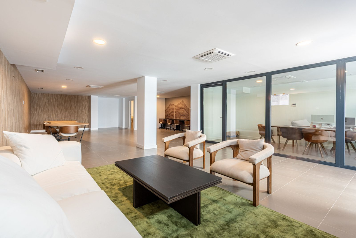 2 Bed Apartment for sale in Estepona Costa Del Sol, Málaga, Spain