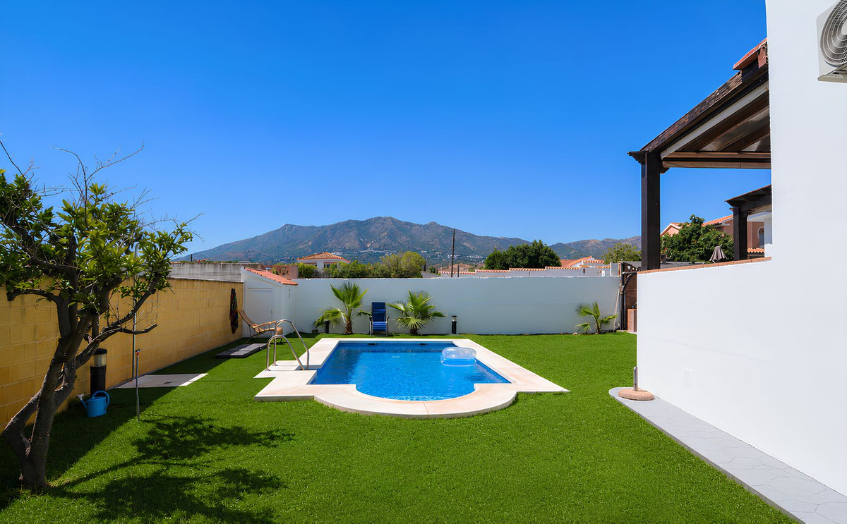 4 Bed Townhouse for sale in Mijas Costa Del Sol, Málaga, Spain