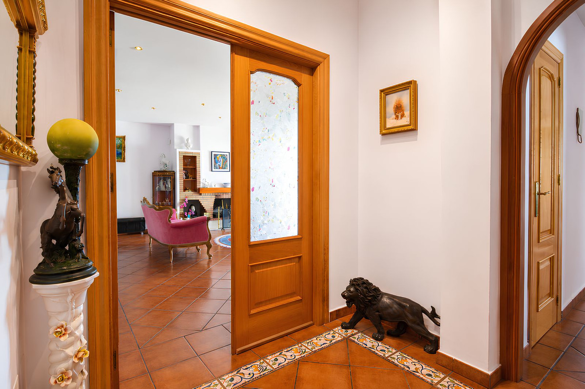 4 Bed Townhouse for sale in Mijas Costa Del Sol, Málaga, Spain