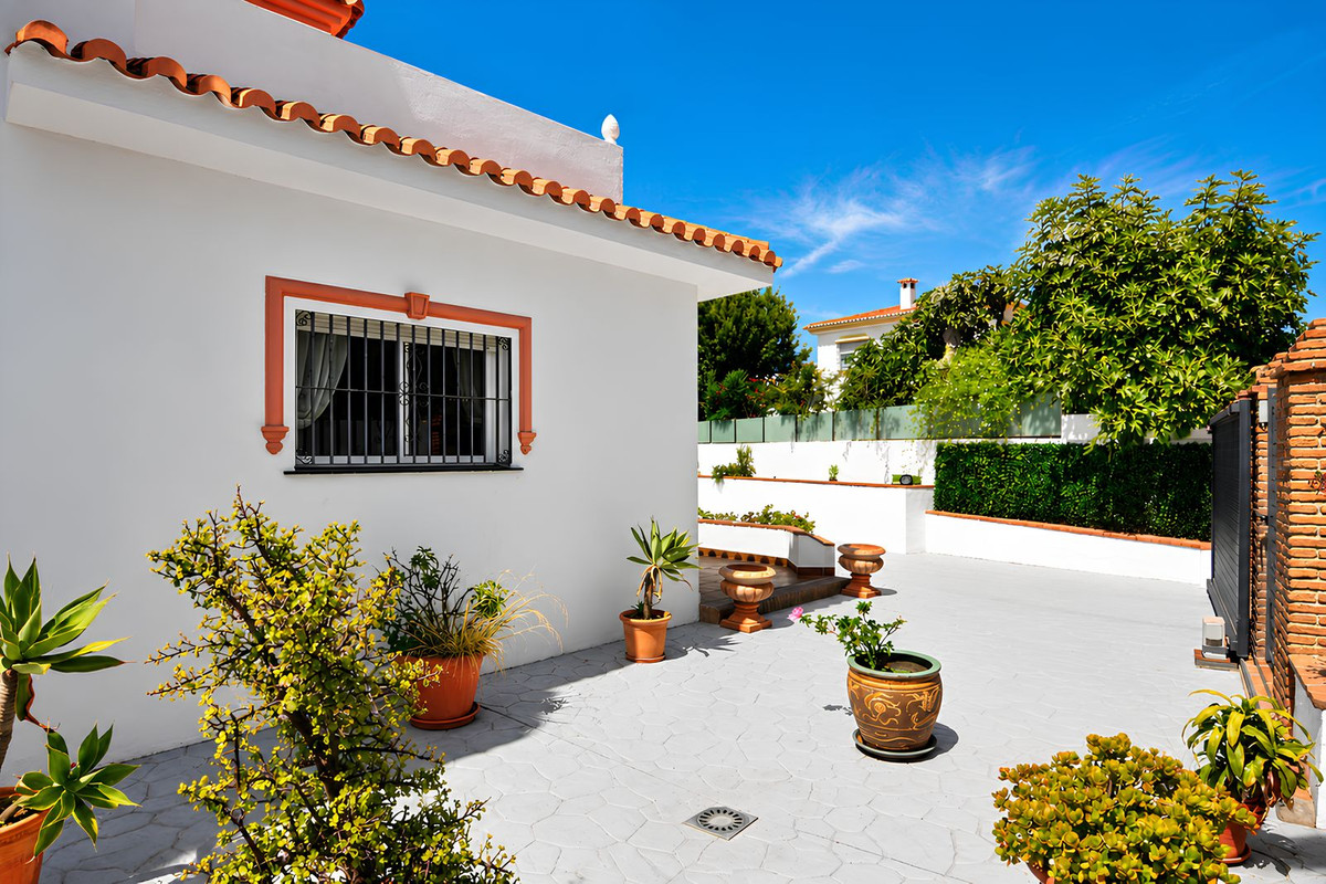 4 Bed Townhouse for sale in Mijas Costa Del Sol, Málaga, Spain