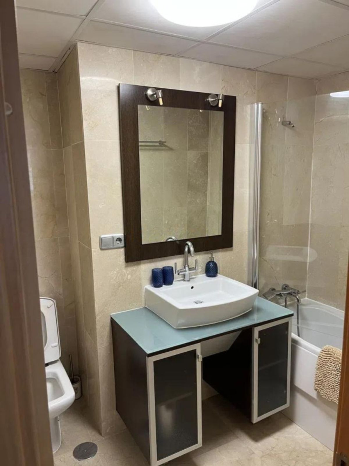 2 Bed Apartment for sale in Benahavís Costa Del Sol, Málaga, Spain