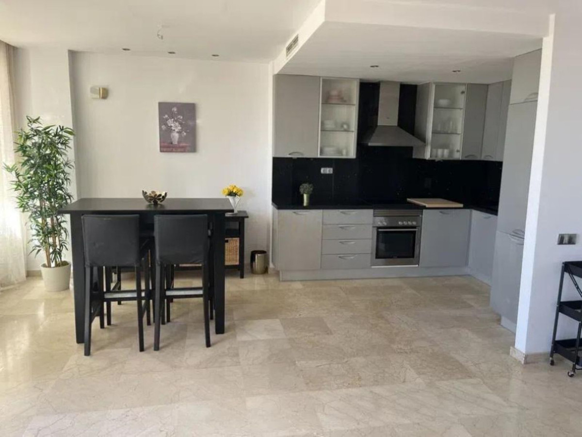 2 Bed Apartment for sale in Benahavís Costa Del Sol, Málaga, Spain