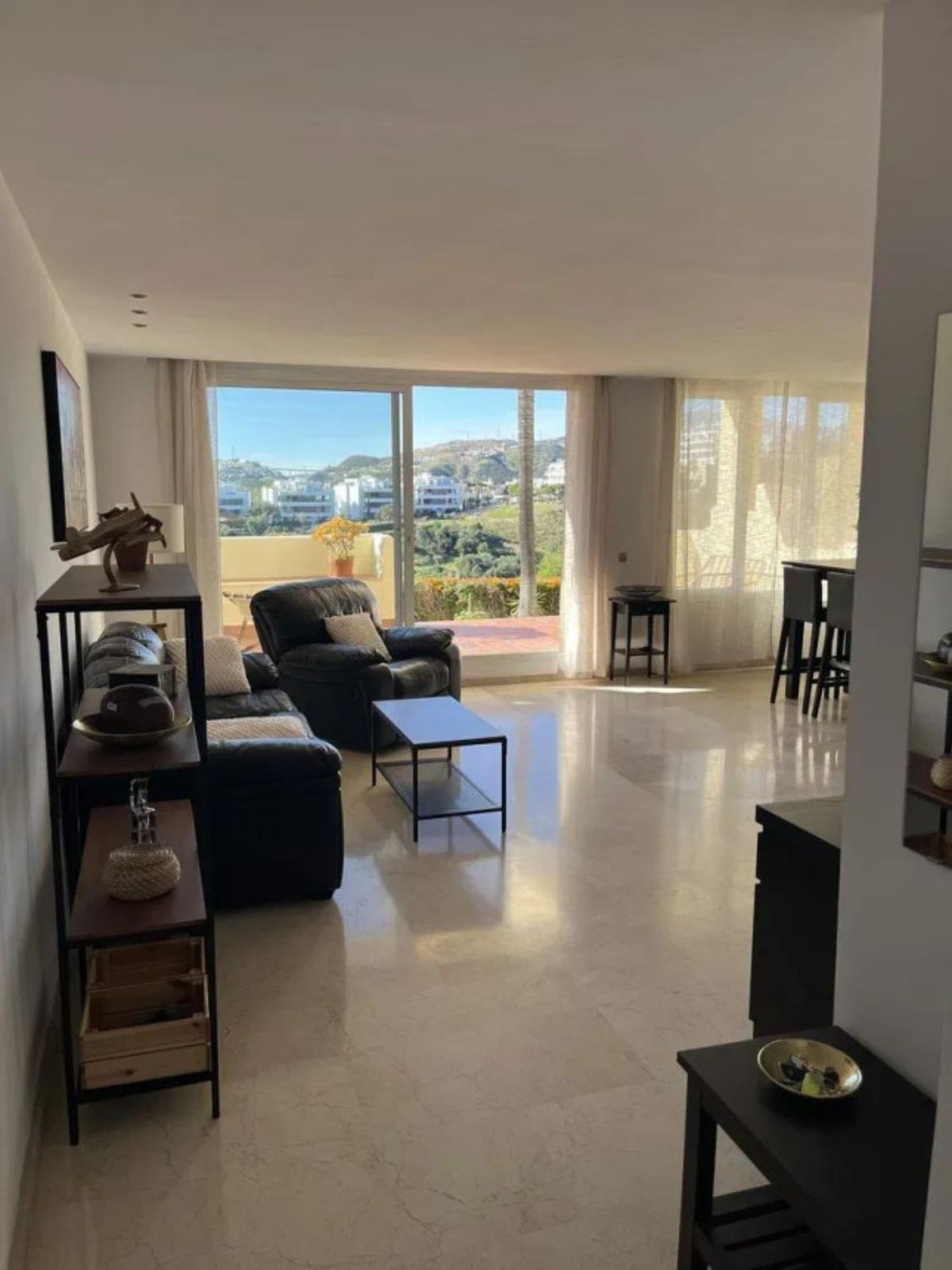 2 Bed Apartment for sale in Benahavís Costa Del Sol, Málaga, Spain