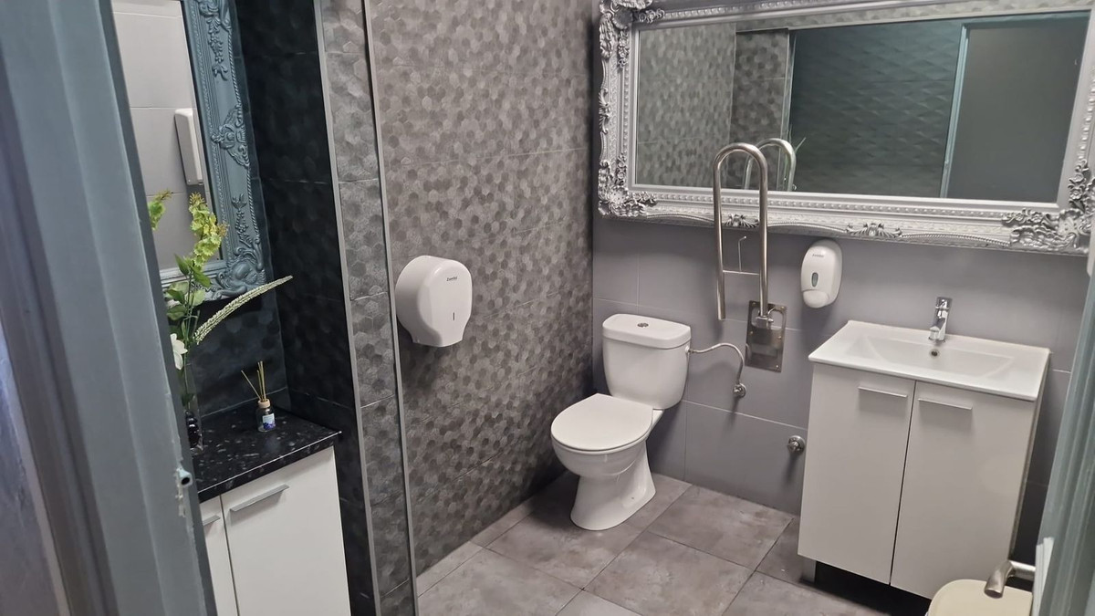 Commercial unit for sale in Torrevieja Costa Blanca, Alicante, Spain