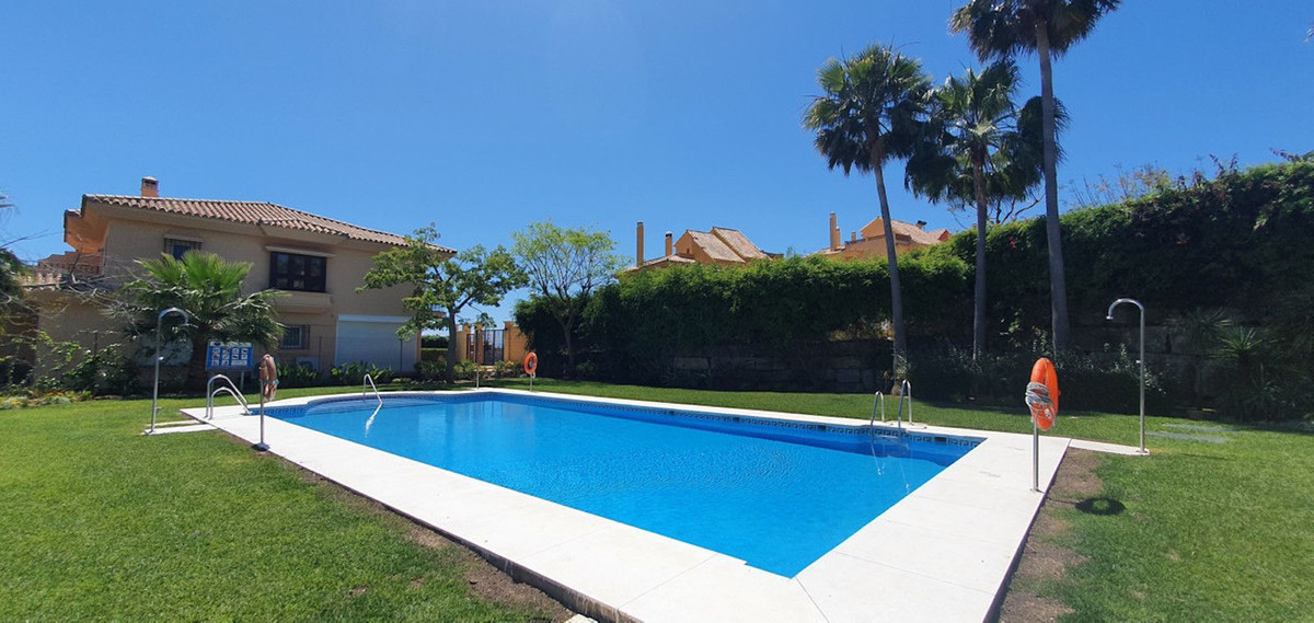 4 Bed Townhouse for sale in Riviera Del Sol Costa Del Sol, Málaga, Spain