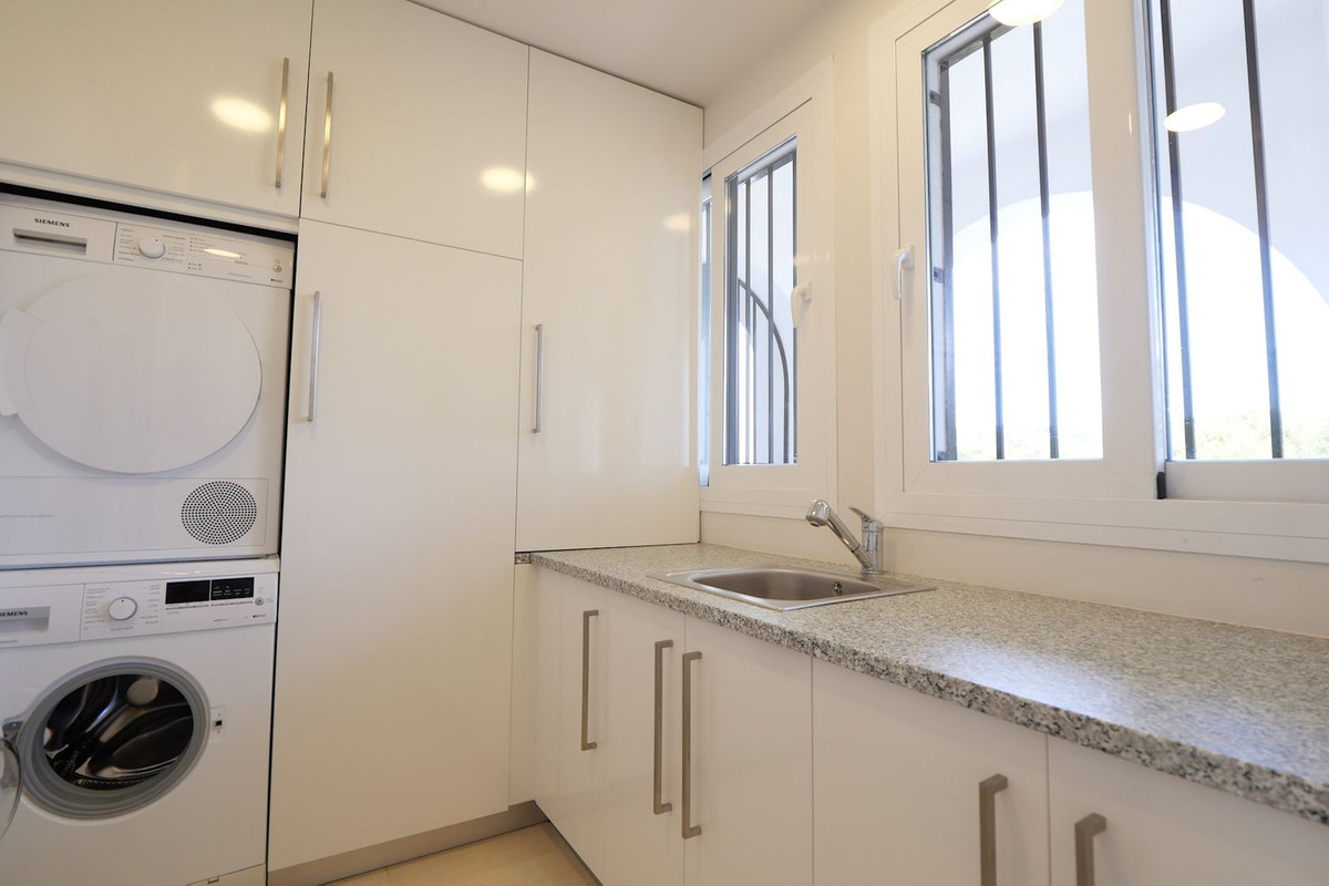 2 Bed Apartment for sale in Puerto De Cabopino Costa Del Sol, Málaga, Spain