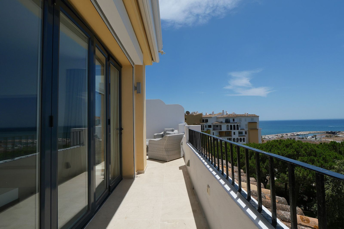2 Bed Apartment for sale in Puerto De Cabopino Costa Del Sol, Málaga, Spain