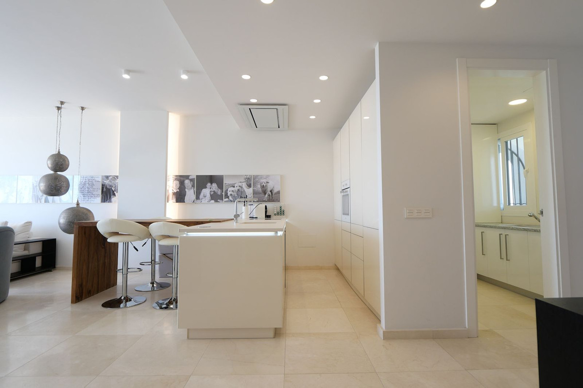 2 Bed Apartment for sale in Puerto De Cabopino Costa Del Sol, Málaga, Spain