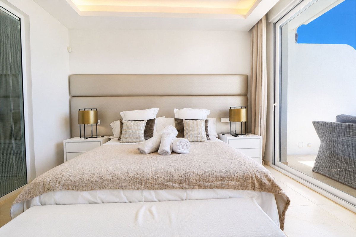 2 Bed Apartment for sale in Puerto De Cabopino Costa Del Sol, Málaga, Spain