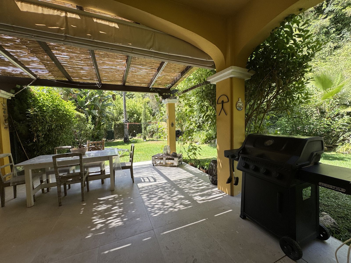 3 Bed Townhouse for sale in Calahonda Costa Del Sol, Málaga, Spain