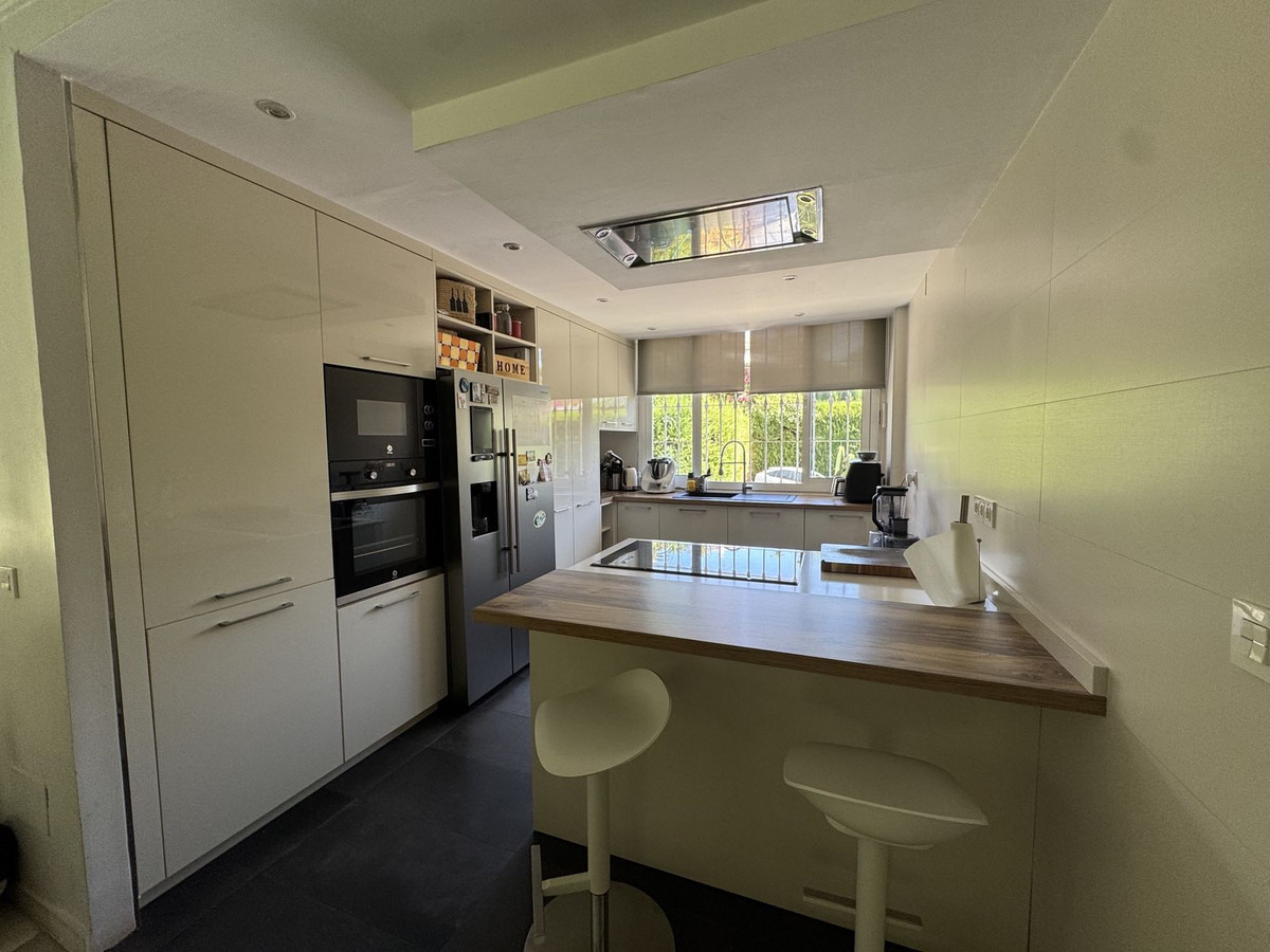 3 Bed Townhouse for sale in Calahonda Costa Del Sol, Málaga, Spain