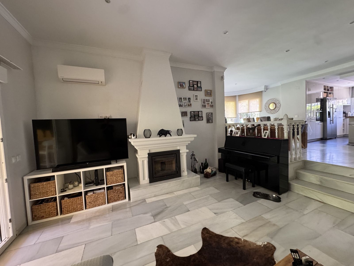 3 Bed Townhouse for sale in Calahonda Costa Del Sol, Málaga, Spain