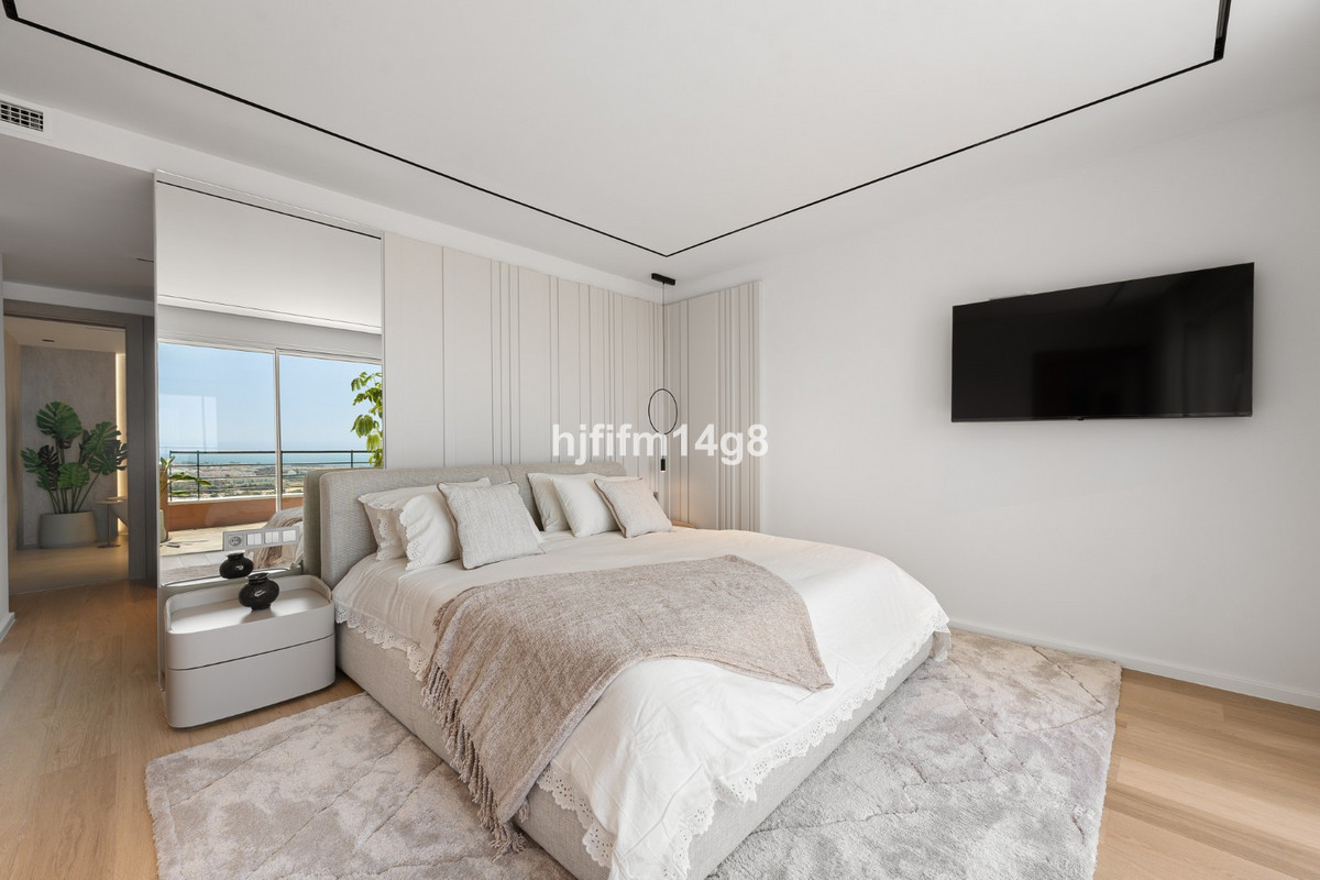 3 Bed Apartment for sale in Nueva Andalucía Costa Del Sol, Málaga, Spain