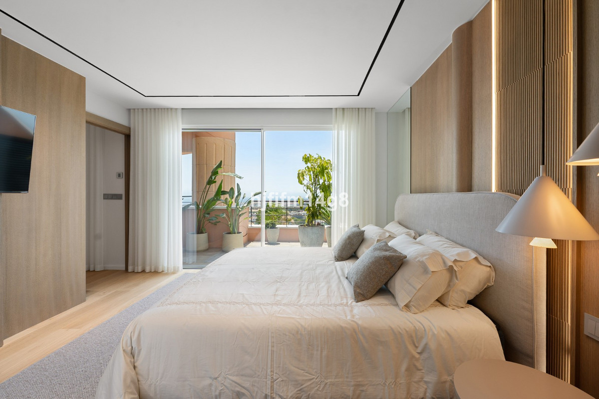 3 Bed Apartment for sale in Nueva Andalucía Costa Del Sol, Málaga, Spain