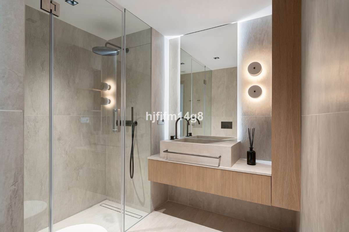 3 Bed Apartment for sale in Nueva Andalucía Costa Del Sol, Málaga, Spain