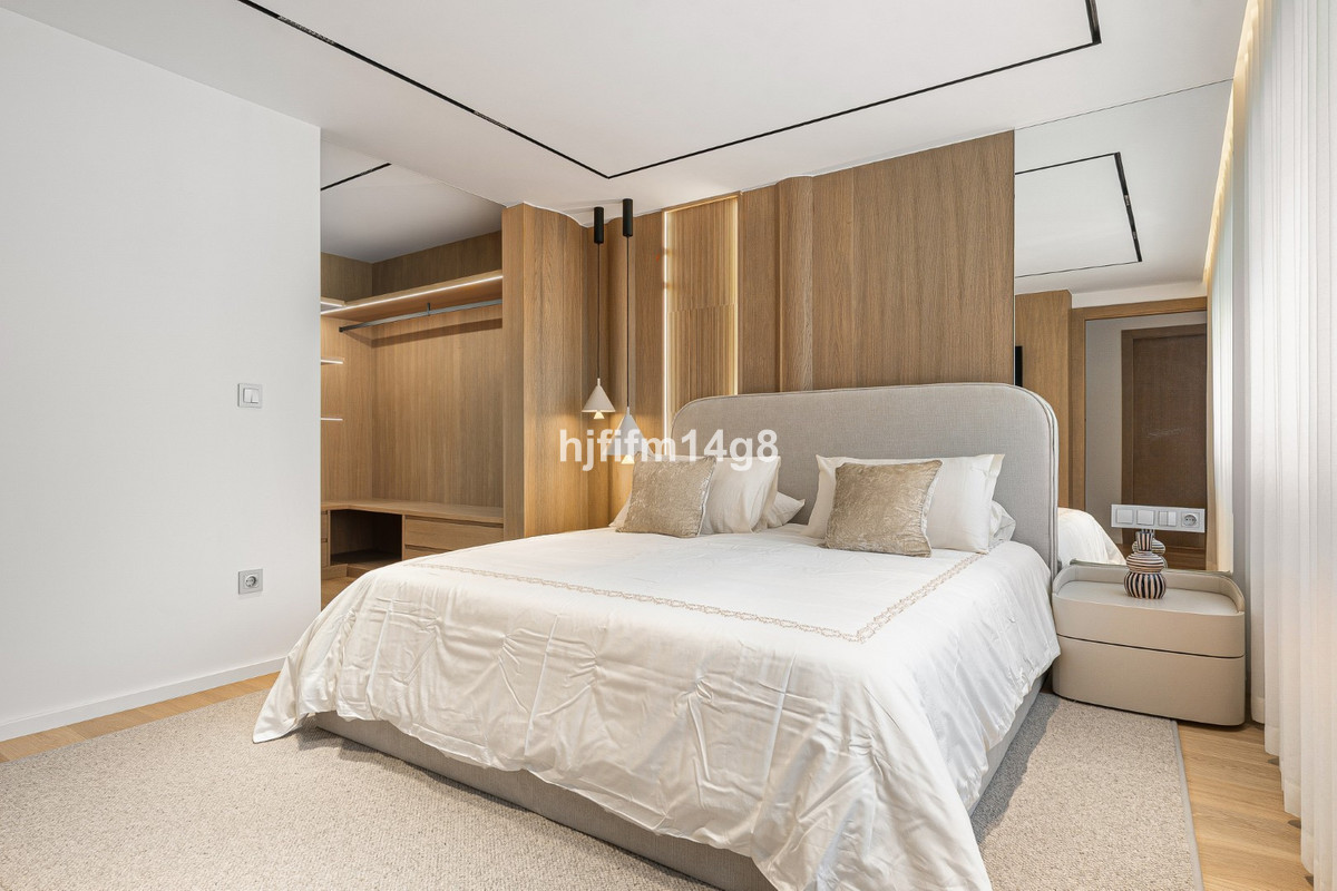 3 Bed Apartment for sale in Nueva Andalucía Costa Del Sol, Málaga, Spain