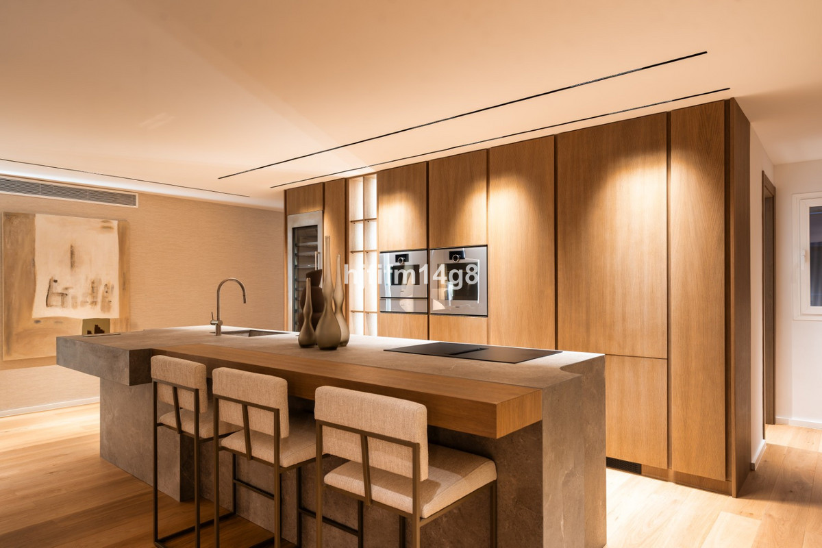 3 Bed Apartment for sale in Nueva Andalucía Costa Del Sol, Málaga, Spain