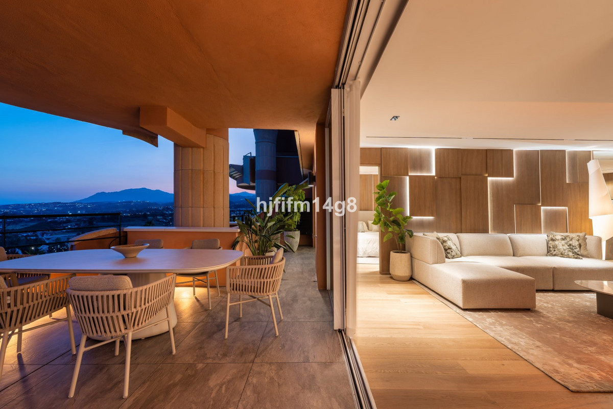 3 Bed Apartment for sale in Nueva Andalucía Costa Del Sol, Málaga, Spain